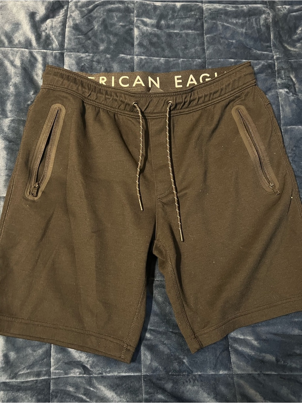 American Eagle Outfitters Men's Black Drawstring Athletic Shorts